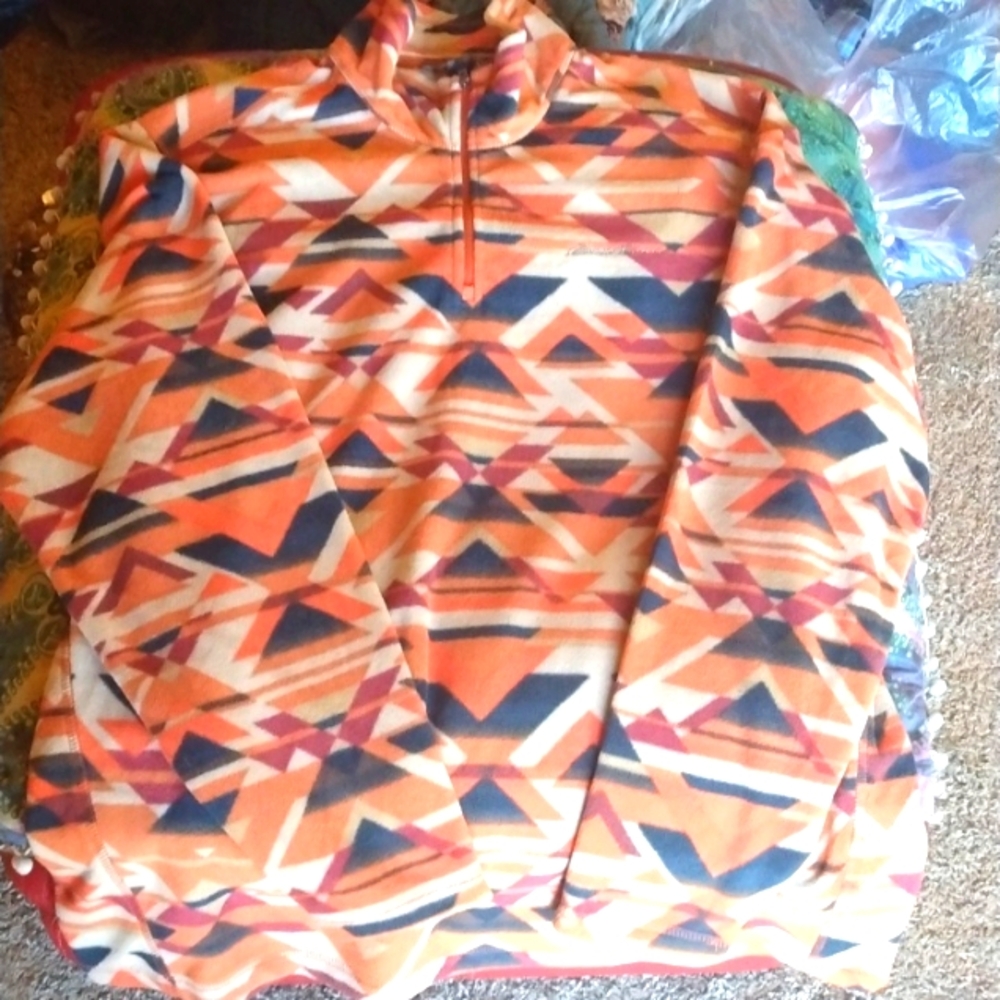 Eddie Bauer men's pull over 1/4 zip sweater